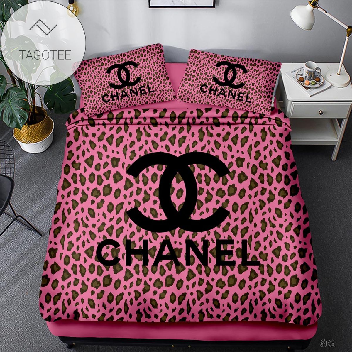 Chanel Leopard Powder Bedding Sets Duvet Cover Luxury Brand Bedroom Sets C20 2022