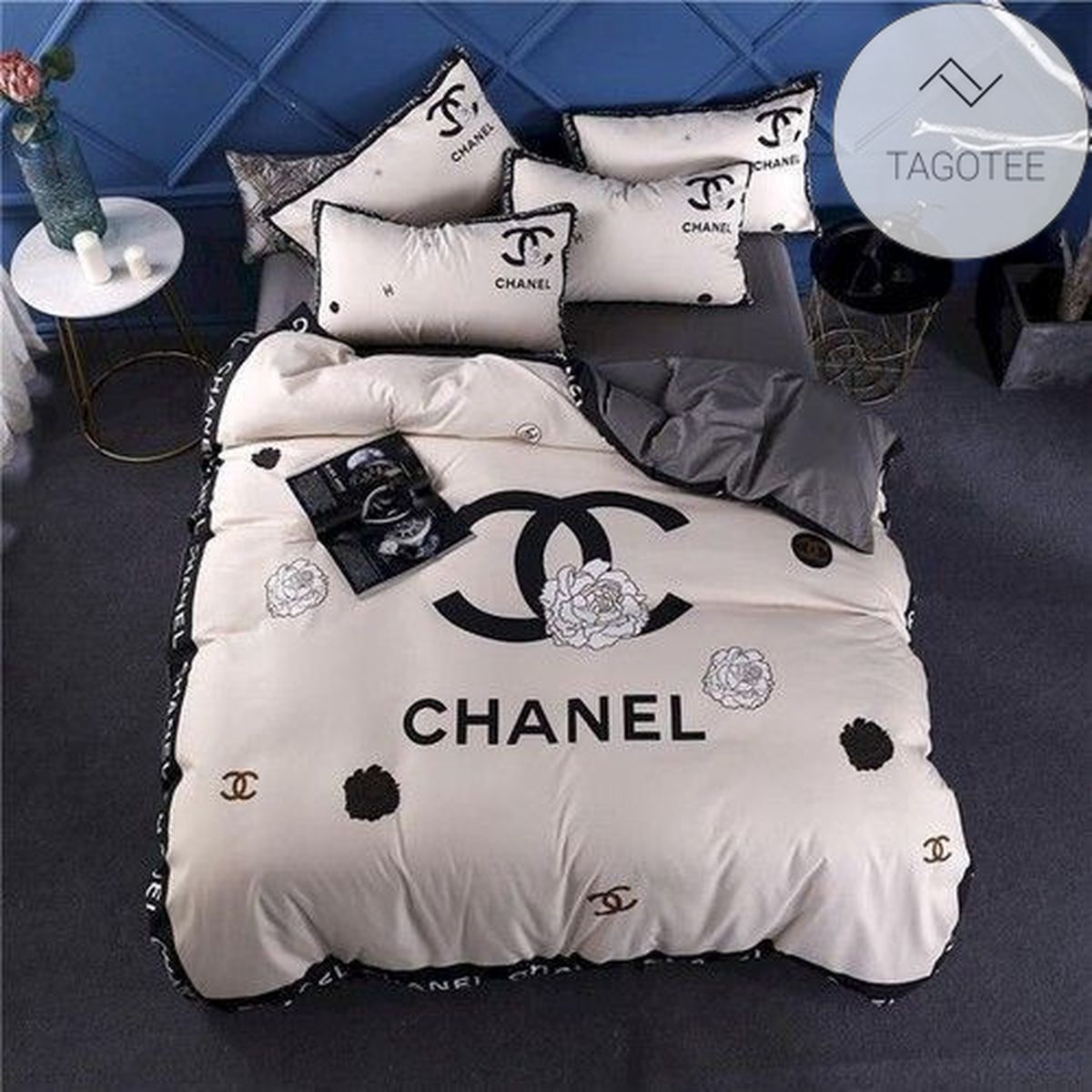 Chanel Luxury 35 Bedding Sets Duvet Cover Bedroom Luxury Brand Bedding Customized Bedroom 2022