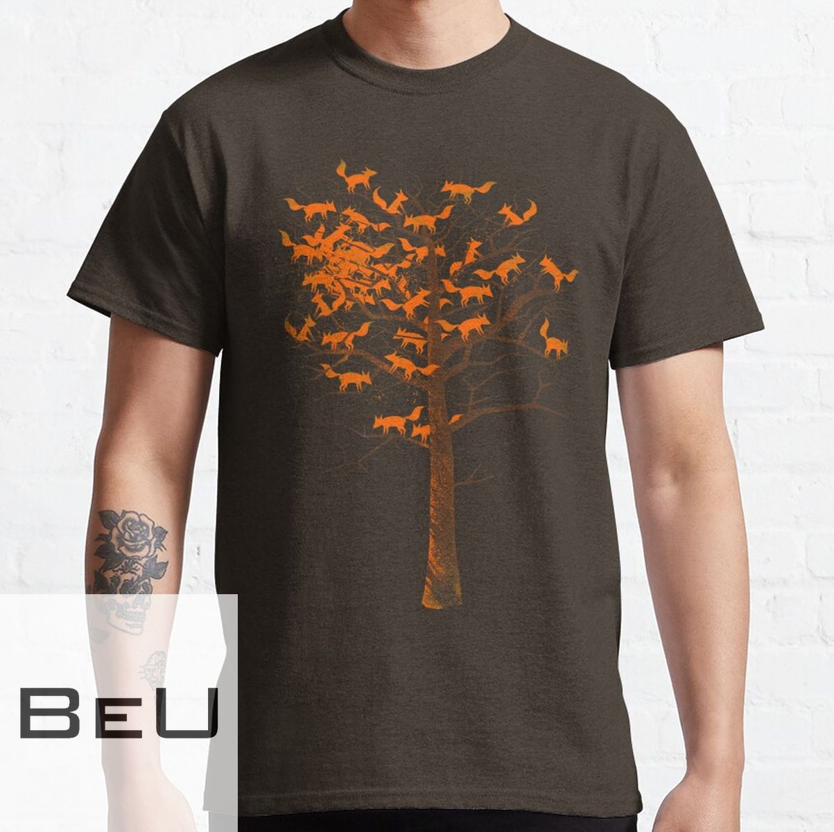 Blazing Fox Tree Classic T-shirt