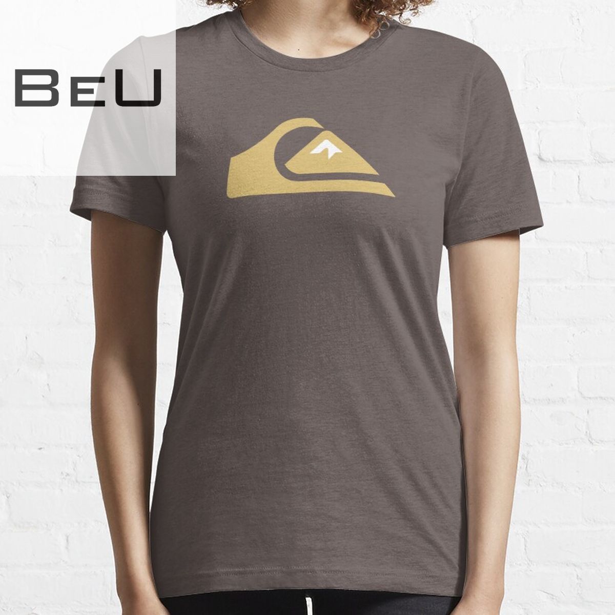Iconic Surf Quiksilver Gold Essential T-shirt