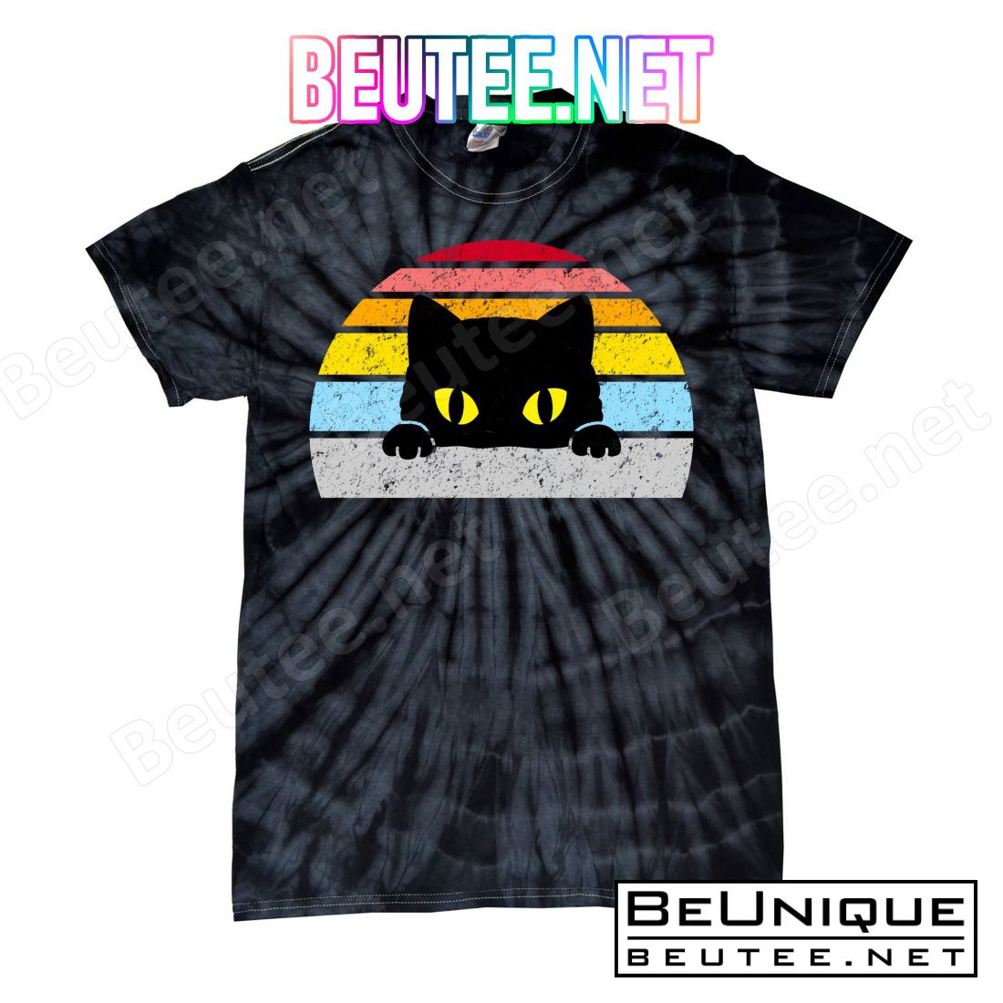 Black Cat Peaking Vintage T-Shirts